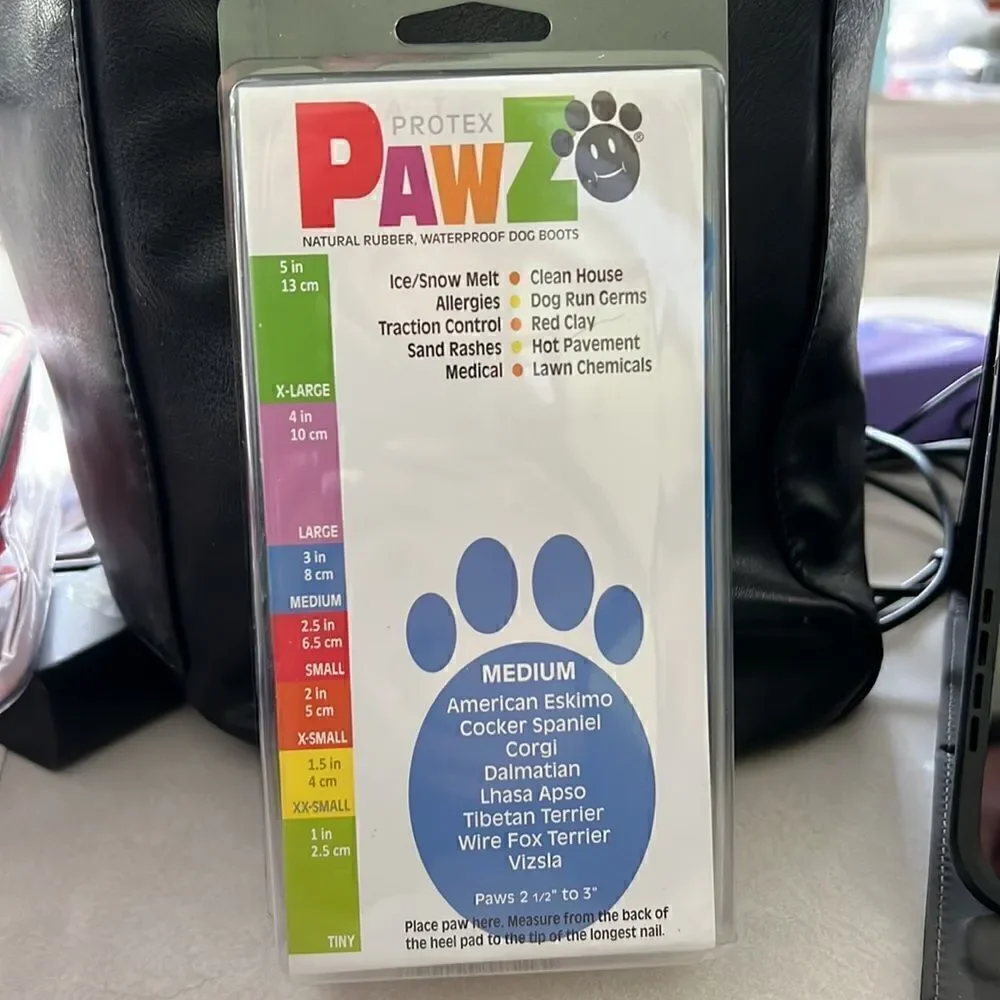 PawZ Rubber Dog Boots NEW in package Dogs Medium size paws 2.5” - 3”